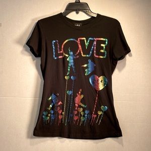 Cirque du Soleil Beatles “LOVE” tee shirt sz youth L